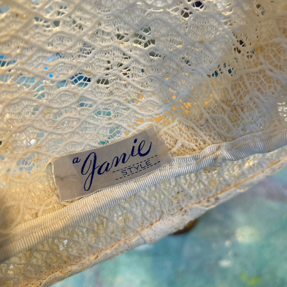Mid Century Lace Hat - Picture 6 of 10